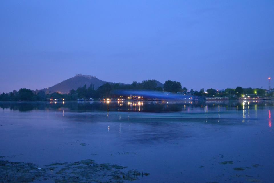 Houseboat Lily Of Nageen Hotel Srīnagar Kültér fotó